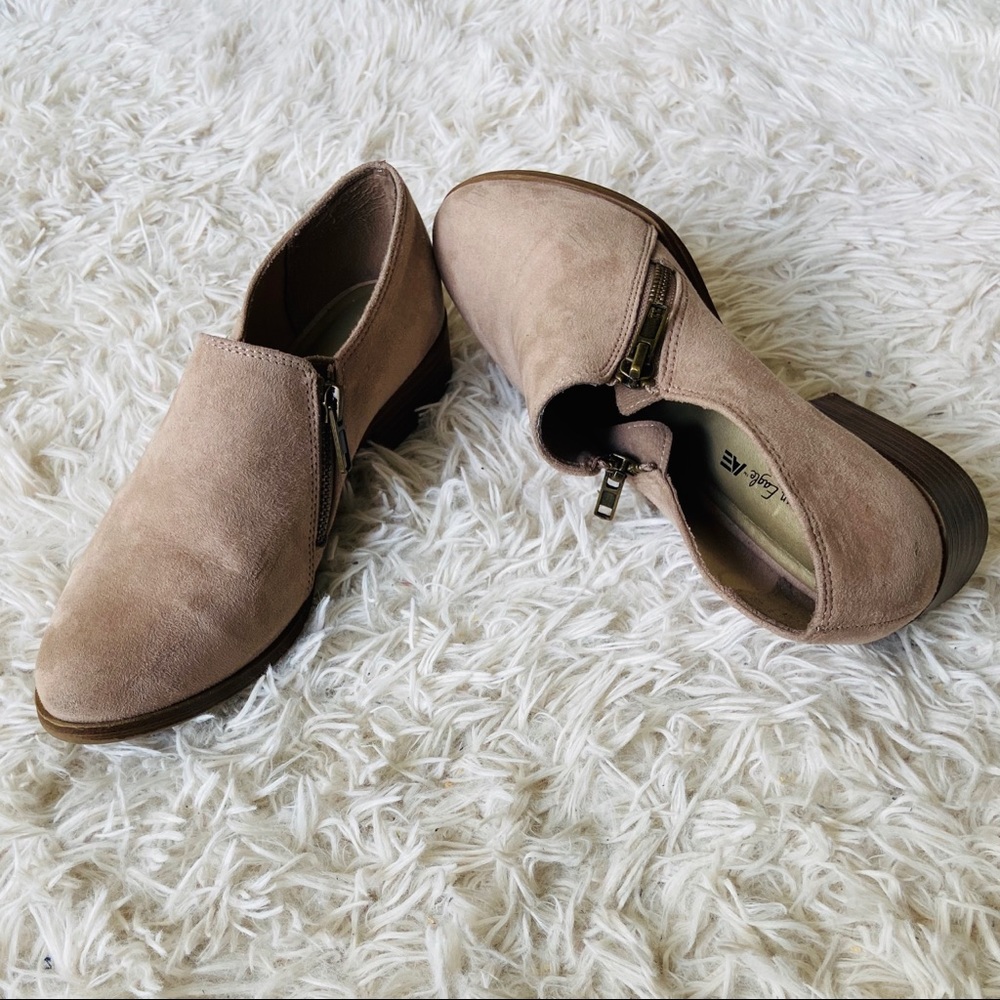American Eagle short boots / loafers